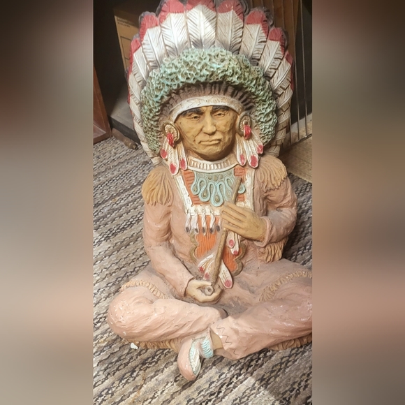 universal statuary corporation Art Large Collectible Native